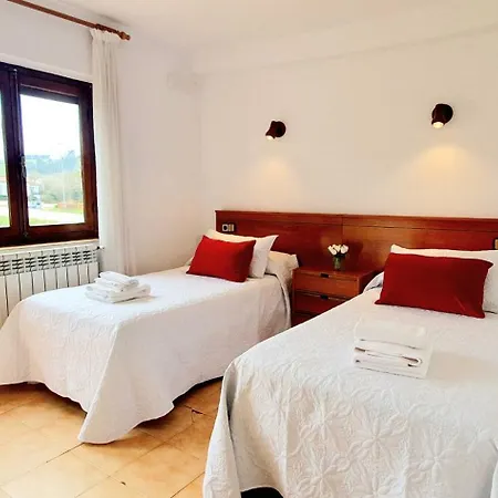 ゲストハウス Sidreria La Casa Abajo ラ・フランカ