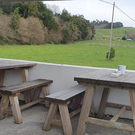 Sidreria La Casa Abajo Gæstehus La Franca