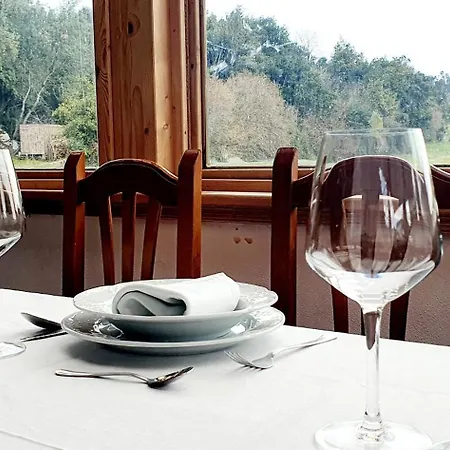 Sidreria La Casa Abajo Gæstehus La Franca